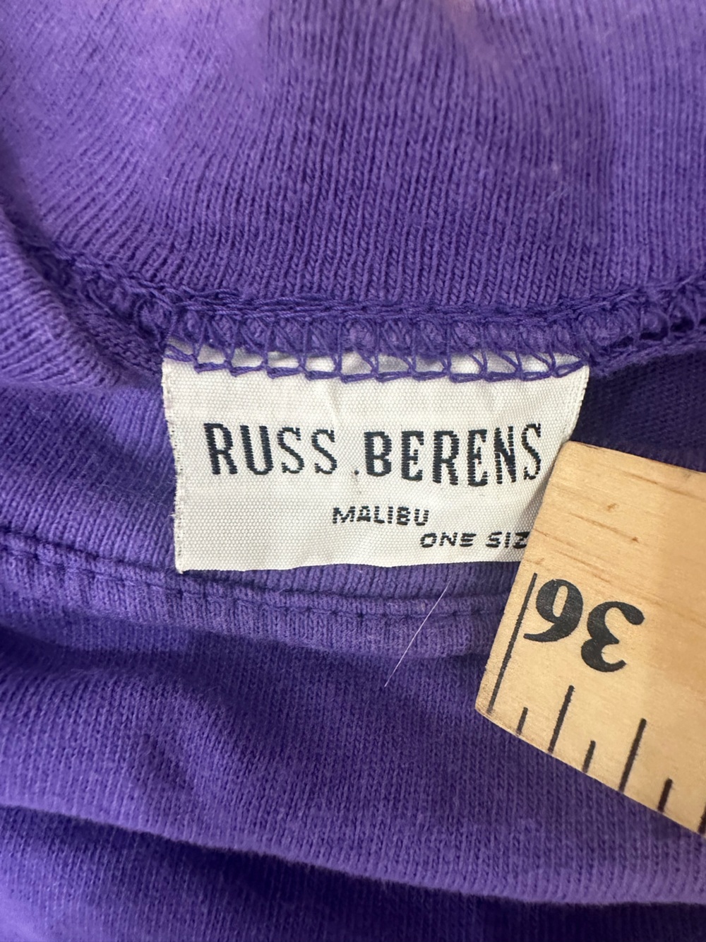 Vintage 80βs scoop neck tee. Made in USA Russ Berenβs
